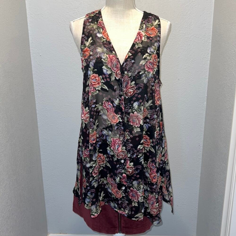 Victoria’s Secret Vintage Gold Label Multi-Color Floral Button Front Tunic - M/L